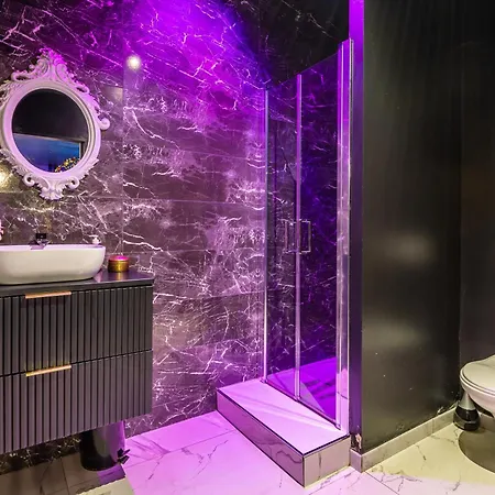 Love hotel Sweet Secret's Jacuzzi