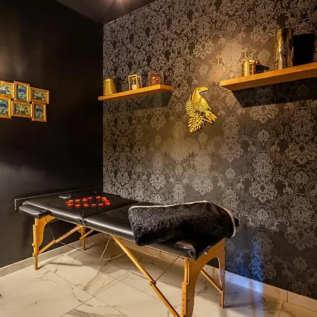 Sweet Secret's Jacuzzi Love hotel Le Breuil (Rhone)