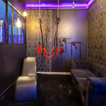 Love hotel Sweet Secret's Jacuzzi