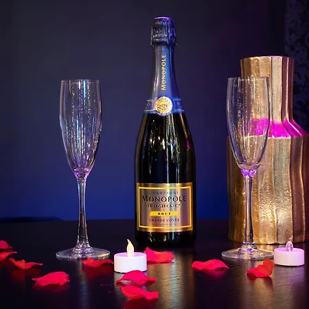 Sweet Secret's Jacuzzi *