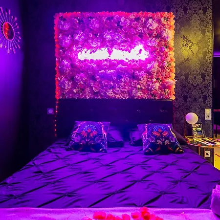 Sweet Secret's Jacuzzi